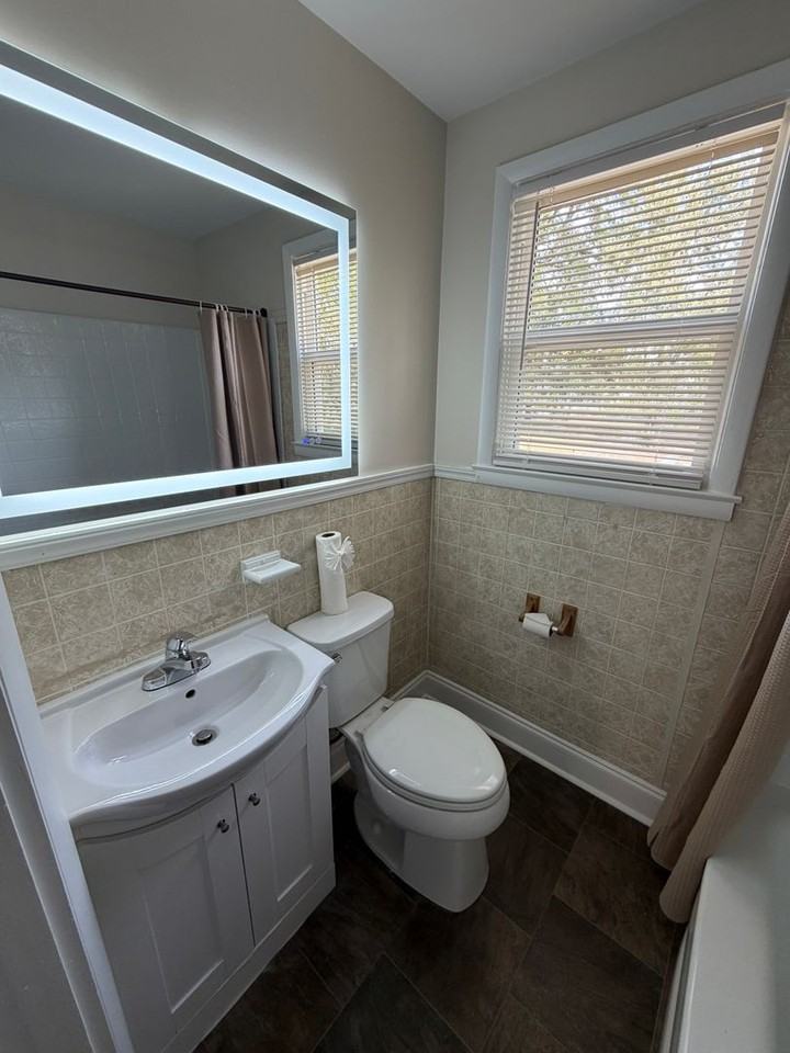 228 Elberta St #A - Photo 5 of 14