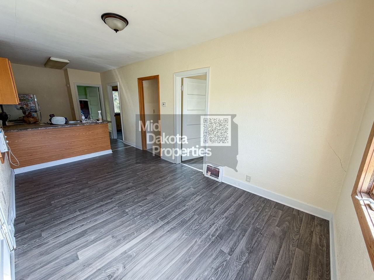 314 W Birch Ave - Photo 3 of 8