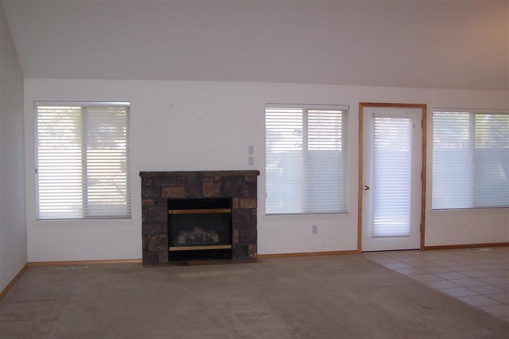 19910 Antler Point Dr - Photo 7 of 13