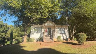 1725 15th Ave S - Photo 1 of 1