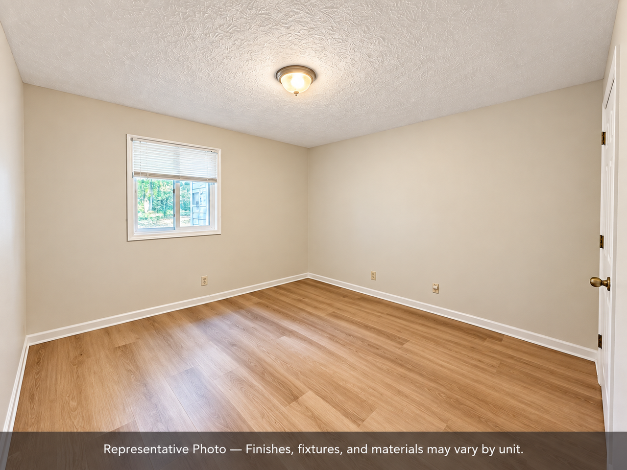 2800 Sullivan Gardens Pkwy - Photo 6 of 9