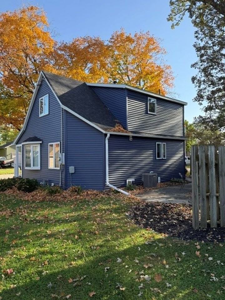 114 5th Ave N - Photo 3 of 21