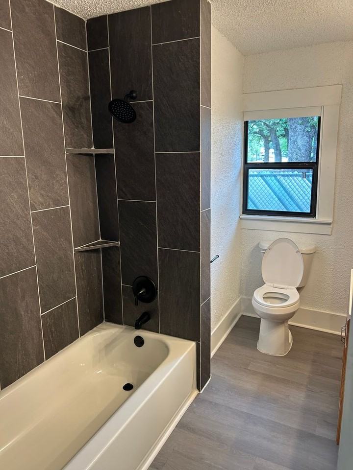 400 Se 20th St - Photo 4 of 12