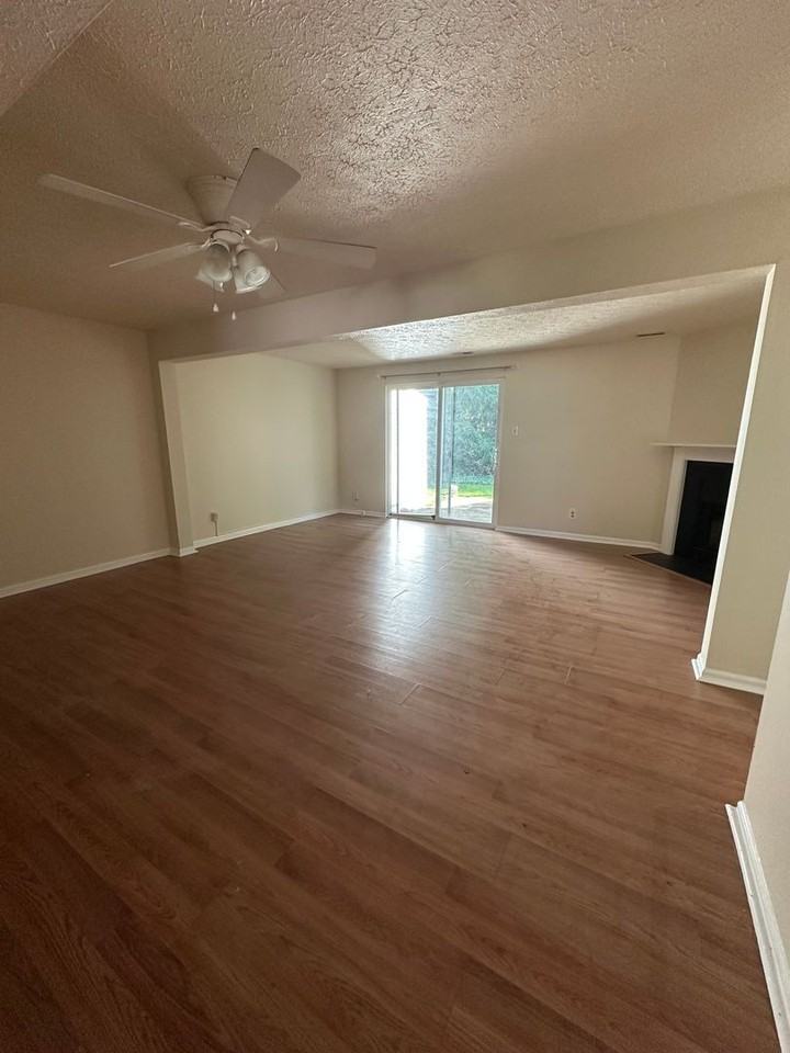 44 Waterview Ct - Photo 4 of 18