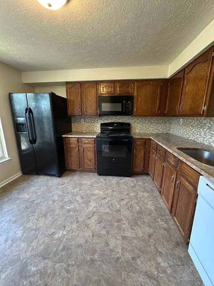 44 Waterview Ct - Photo 7 of 18