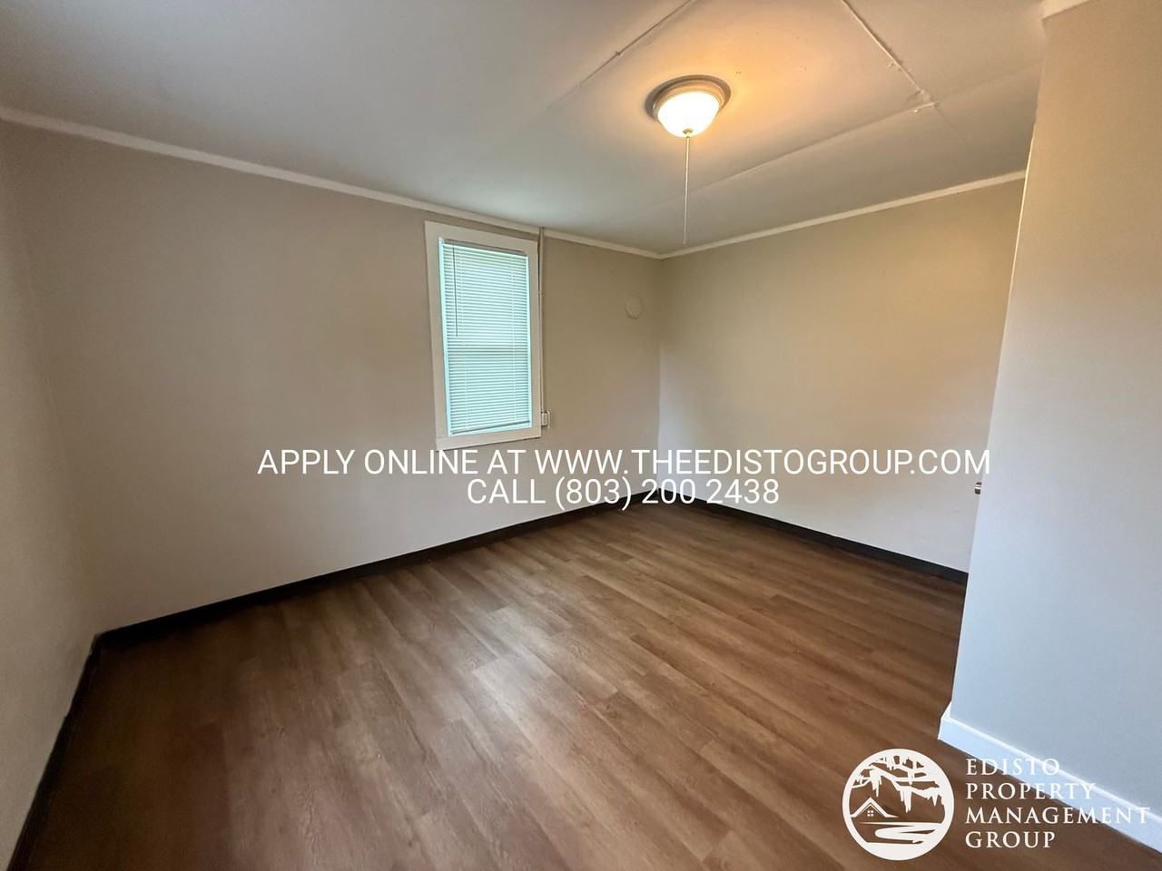 216 Hudson Rd - Photo 4 of 9
