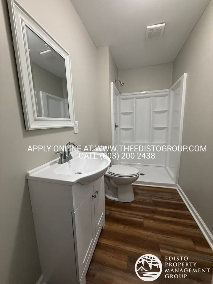 216 Hudson Rd - Photo 7 of 9