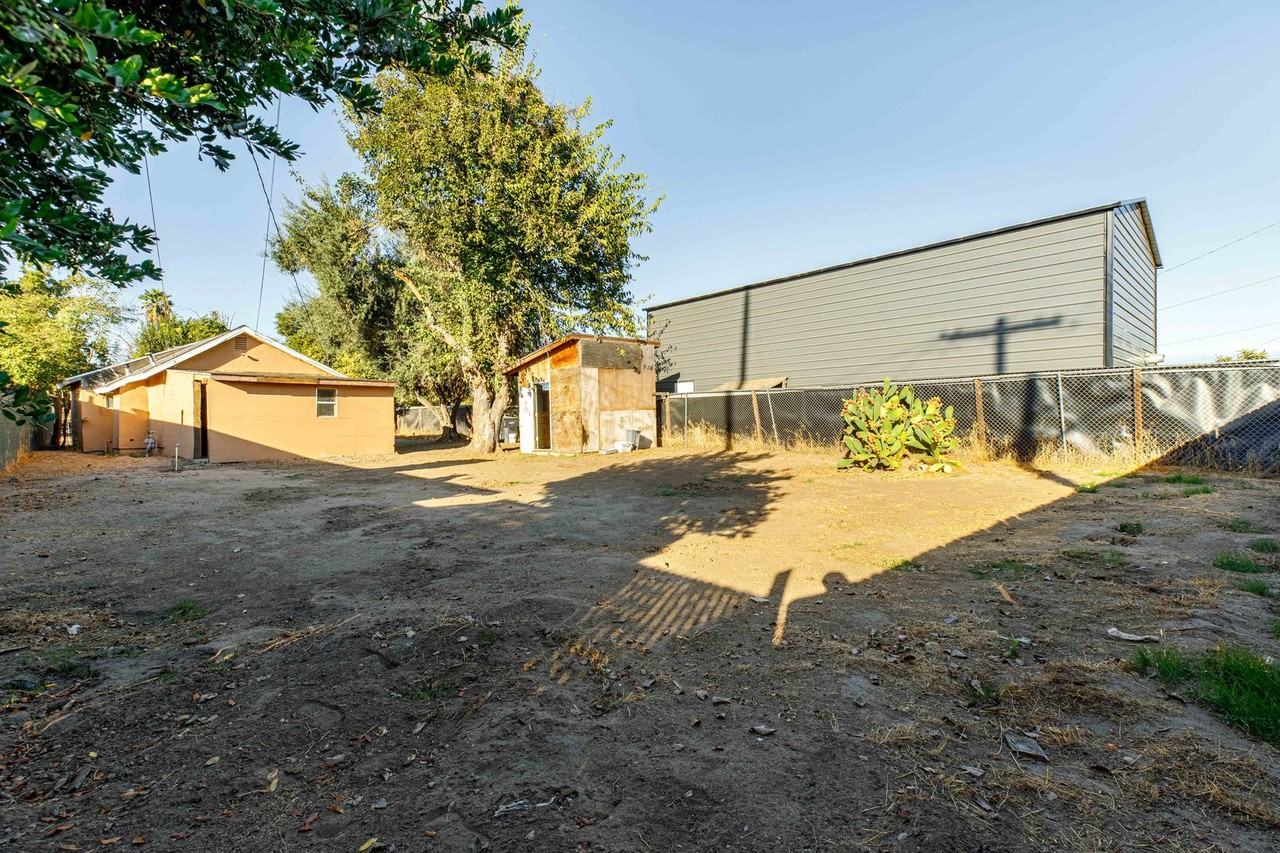 3038 Topeka St - Photo 5 of 28