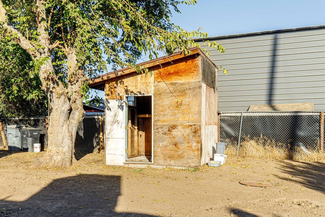 3038 Topeka St - Photo 7 of 28