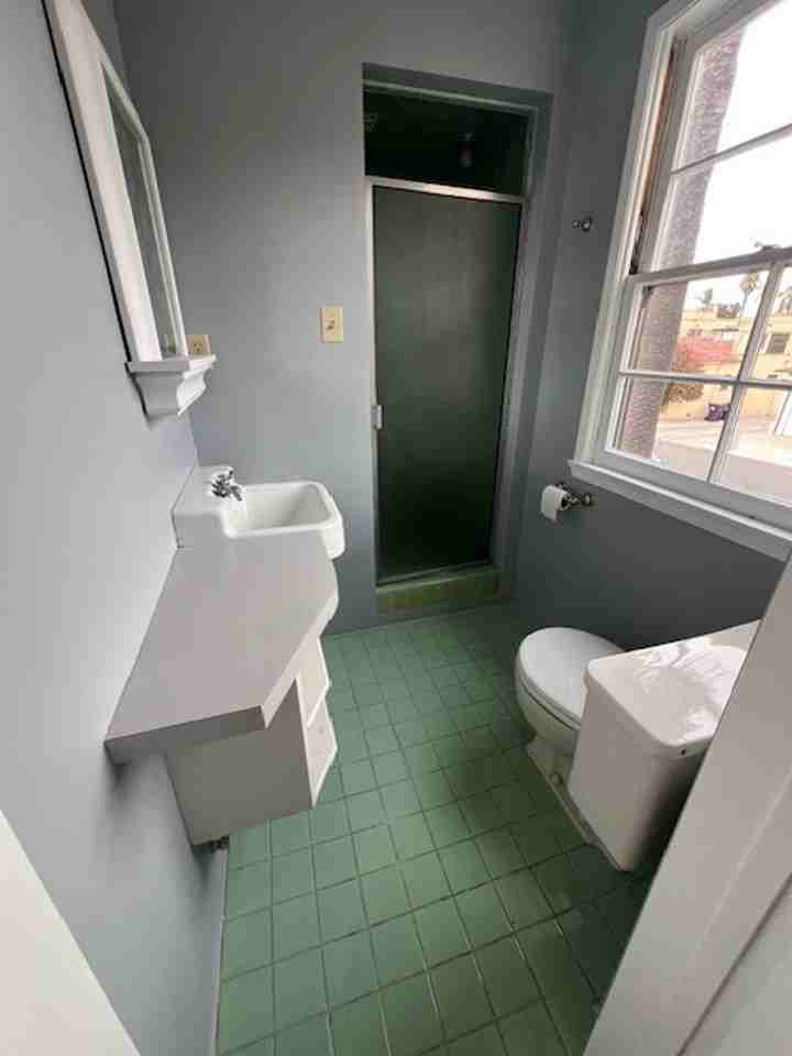 275 Saint Joseph Ave - Photo 6 of 7