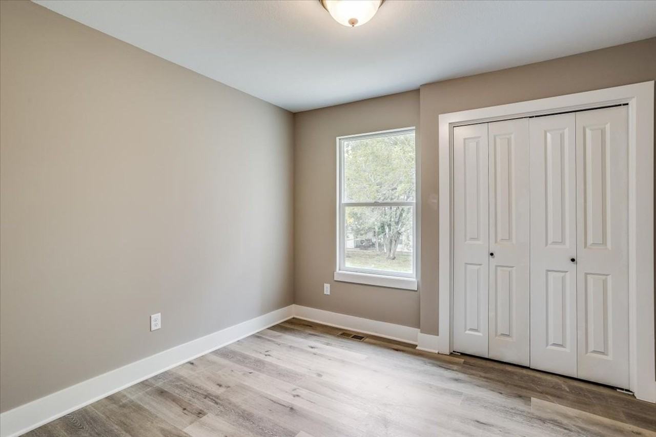 12836 W Wheatland St - Photo 7 of 14