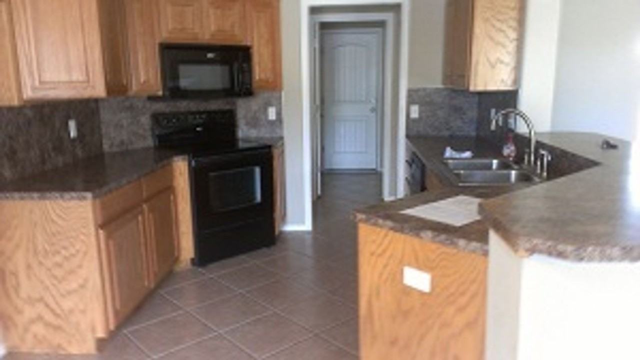 2005 W 119th St S - Photo 2 of 11