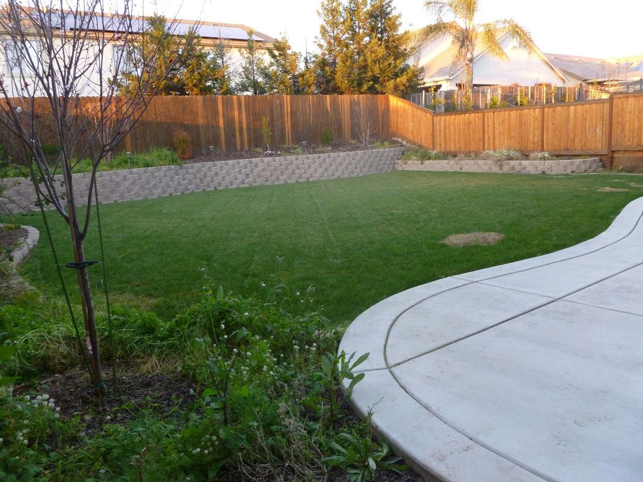 1846 Stageline Cir - Photo 2 of 9