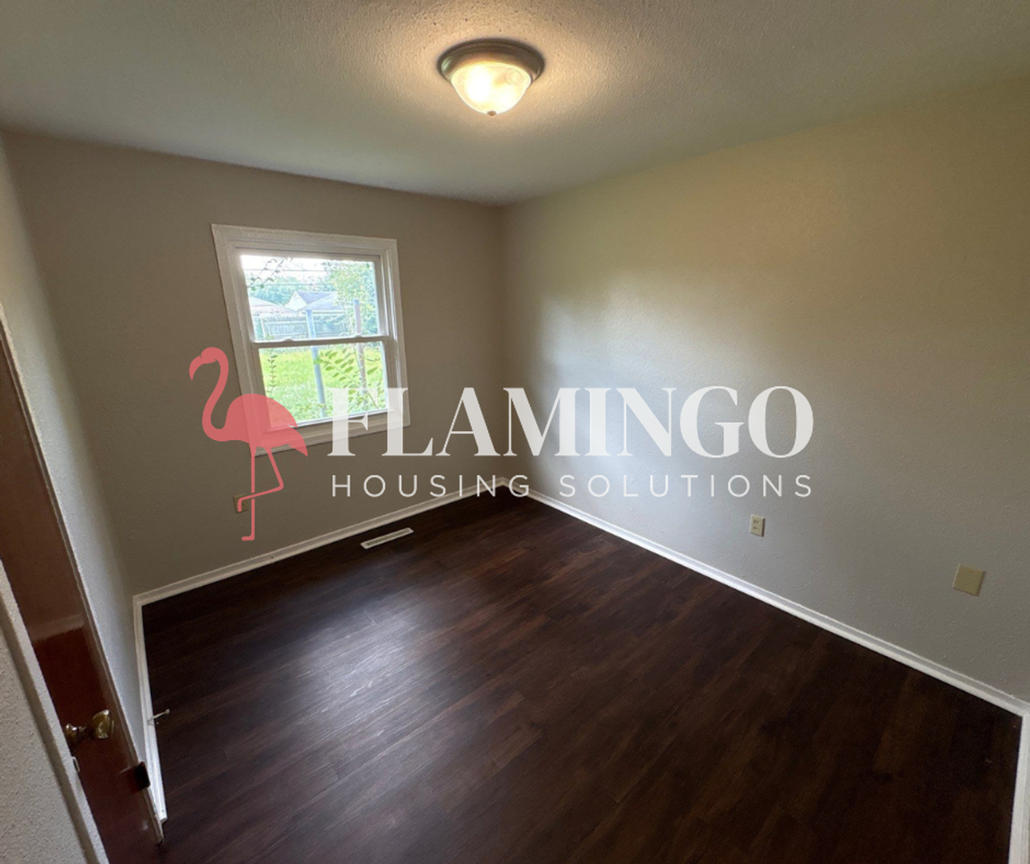 3944 Nicholas Rd - Photo 4 of 13