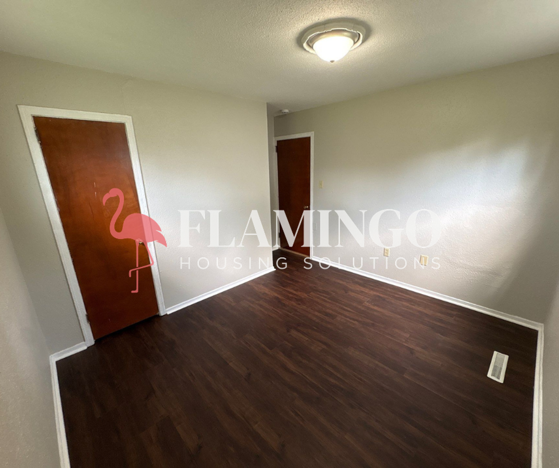 3944 Nicholas Rd - Photo 7 of 13