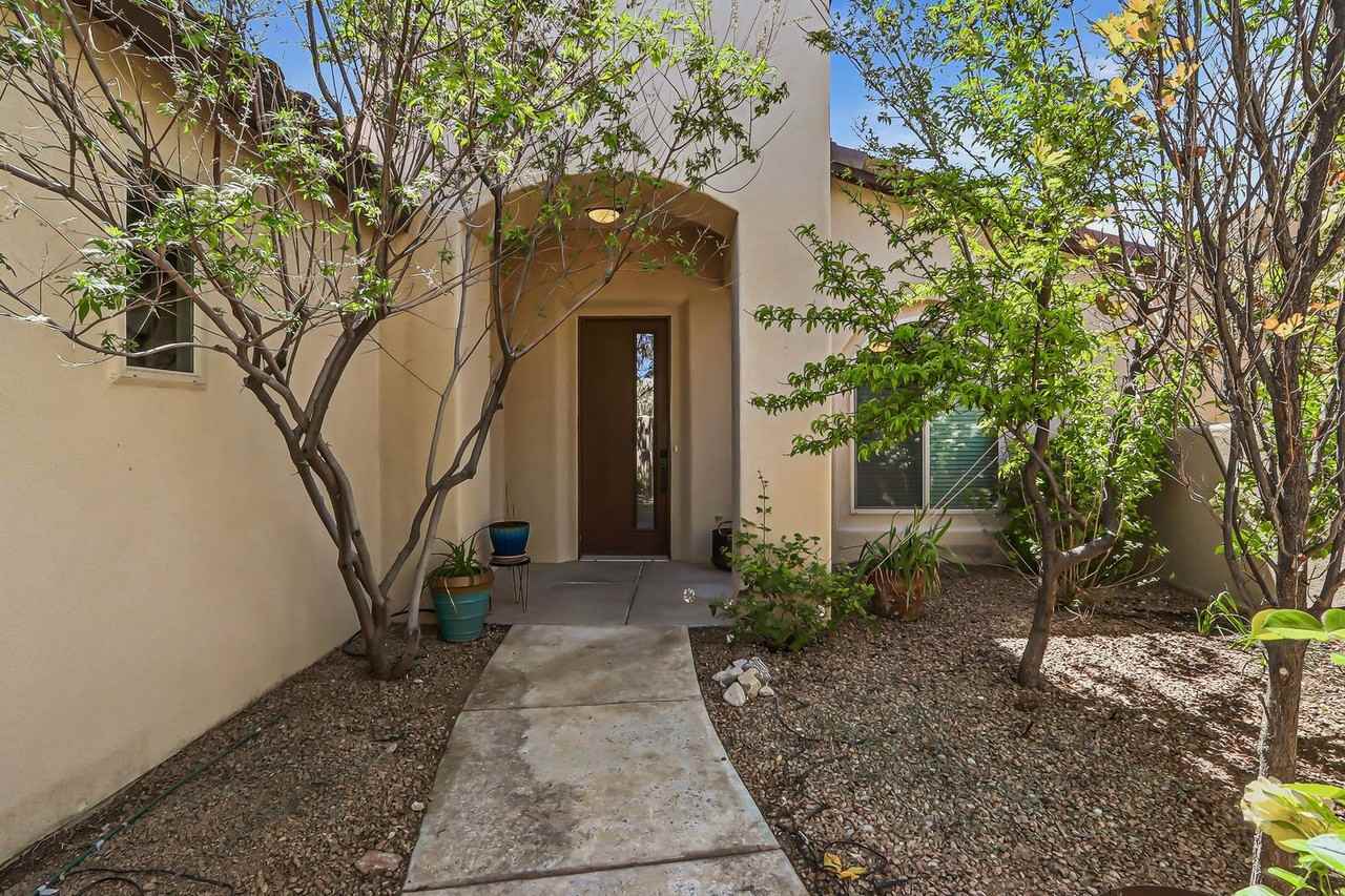 3702 San Clemente Ave - Photo 2 of 40