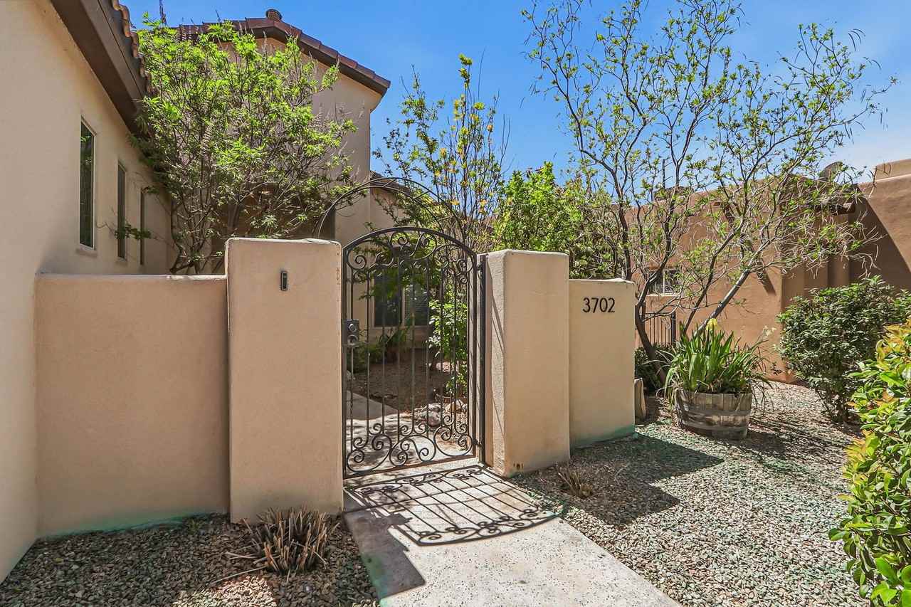 3702 San Clemente Ave - Photo 3 of 40