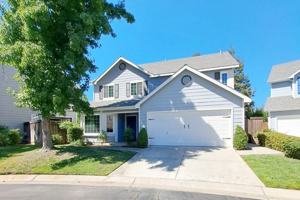 featured image of 1091 E Monticello Cir