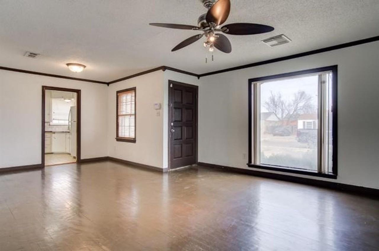 2511 35th St - Photo 5 of 23