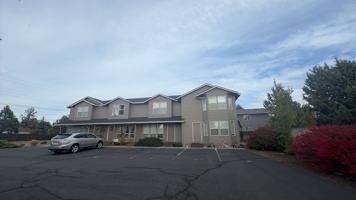 featured image of 2940 Ne Nikki Ct
