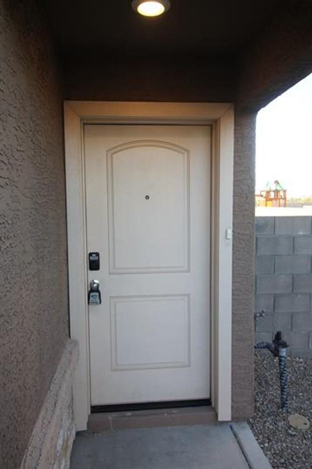 5936 S Hosmer Ct - Photo 4 of 49