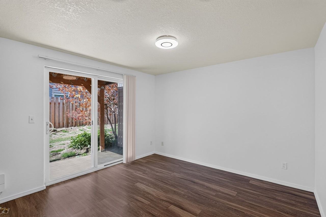 4223 Sw 159th Ave #A - Photo 5 of 16