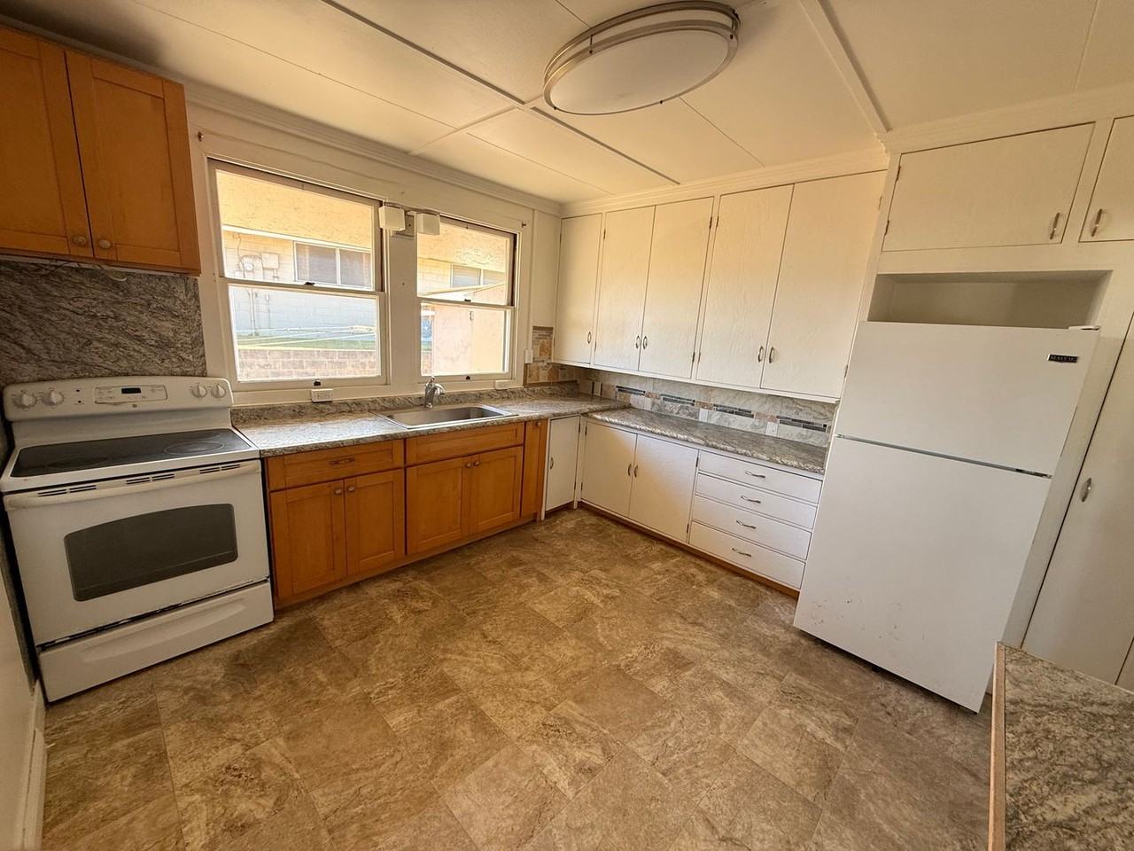 179 Kono Pl - Photo 3 of 17