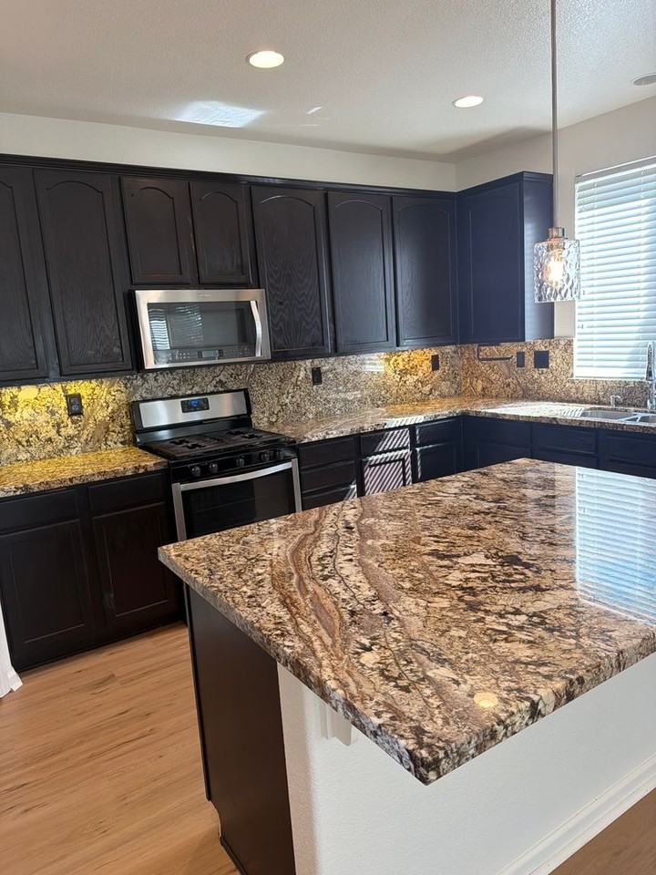 340 Chango Cir - Photo 4 of 24