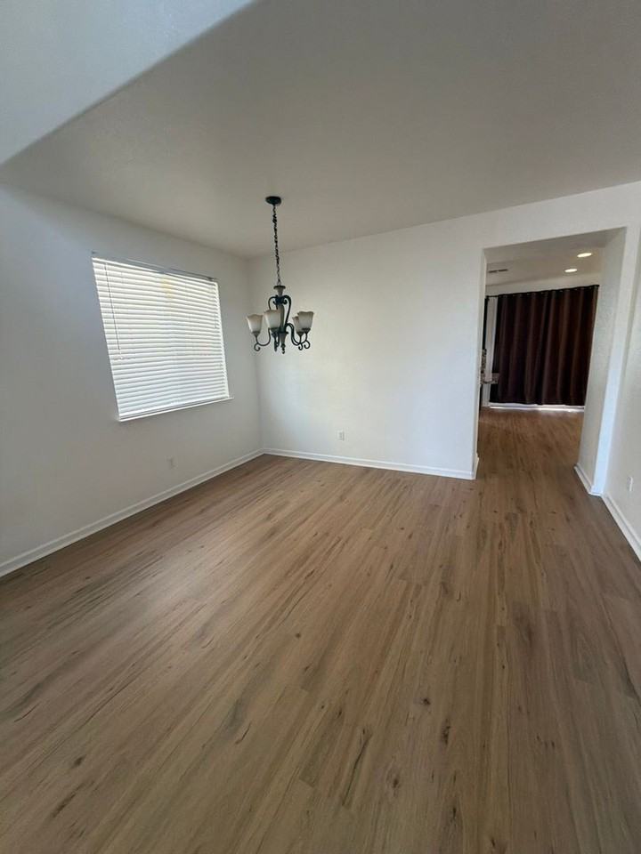 340 Chango Cir - Photo 5 of 24