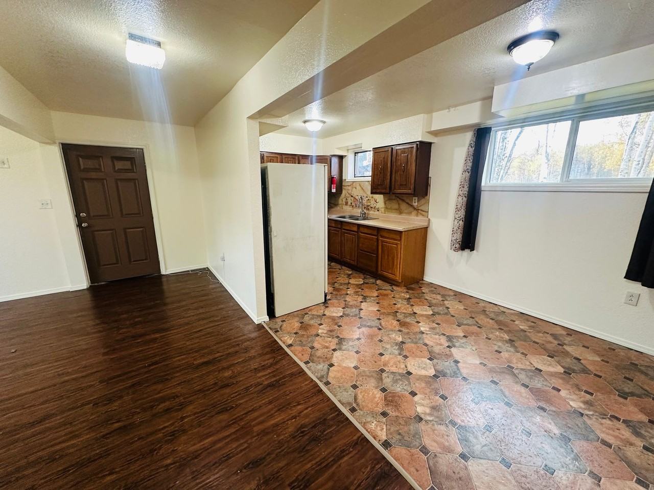 4152 S Oscar Anderson Rd - Photo 4 of 16