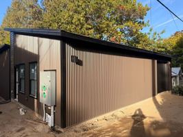 featured image of 908 E Hastings Ave