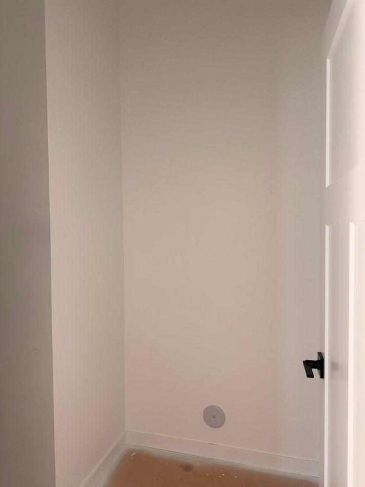 908 E Hastings Ave - Photo 7 of 11