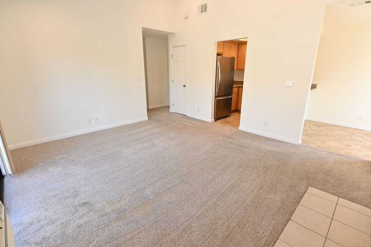 677 Yolo Ct - Photo 3 of 22