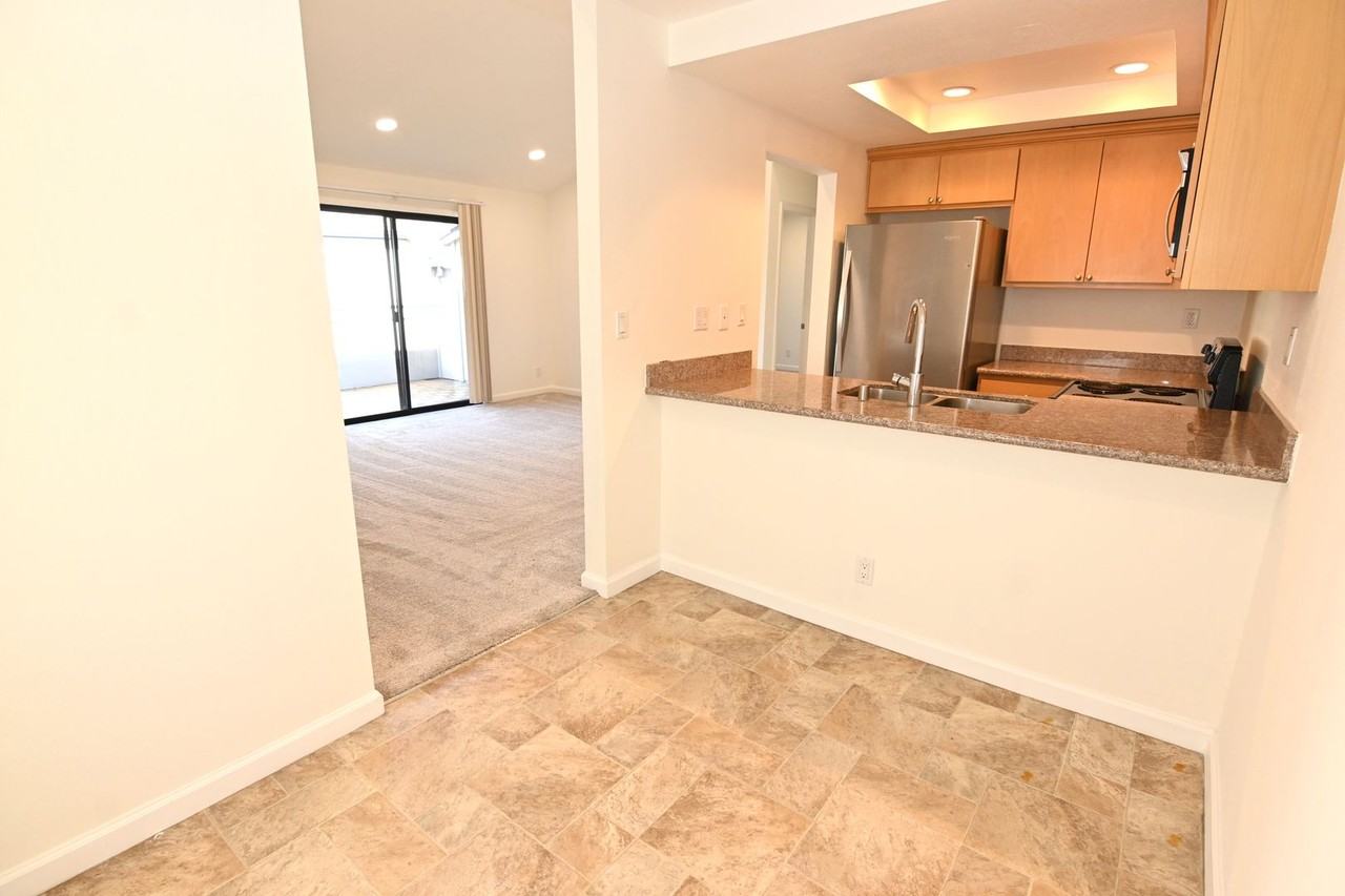 677 Yolo Ct - Photo 6 of 22