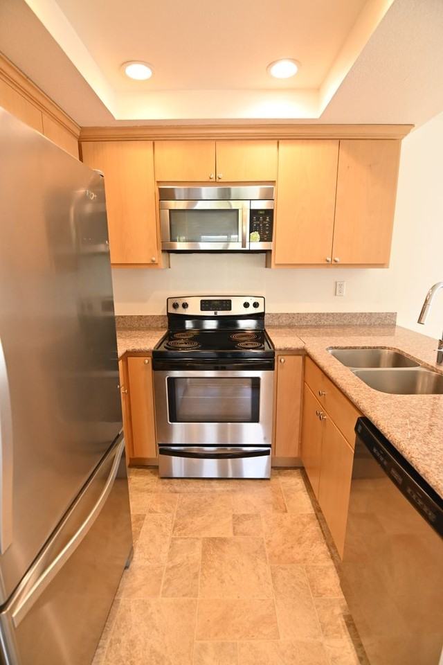 677 Yolo Ct - Photo 7 of 22