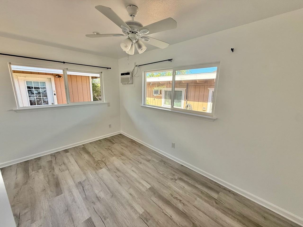 330 S Puunene Ave - Photo 4 of 8