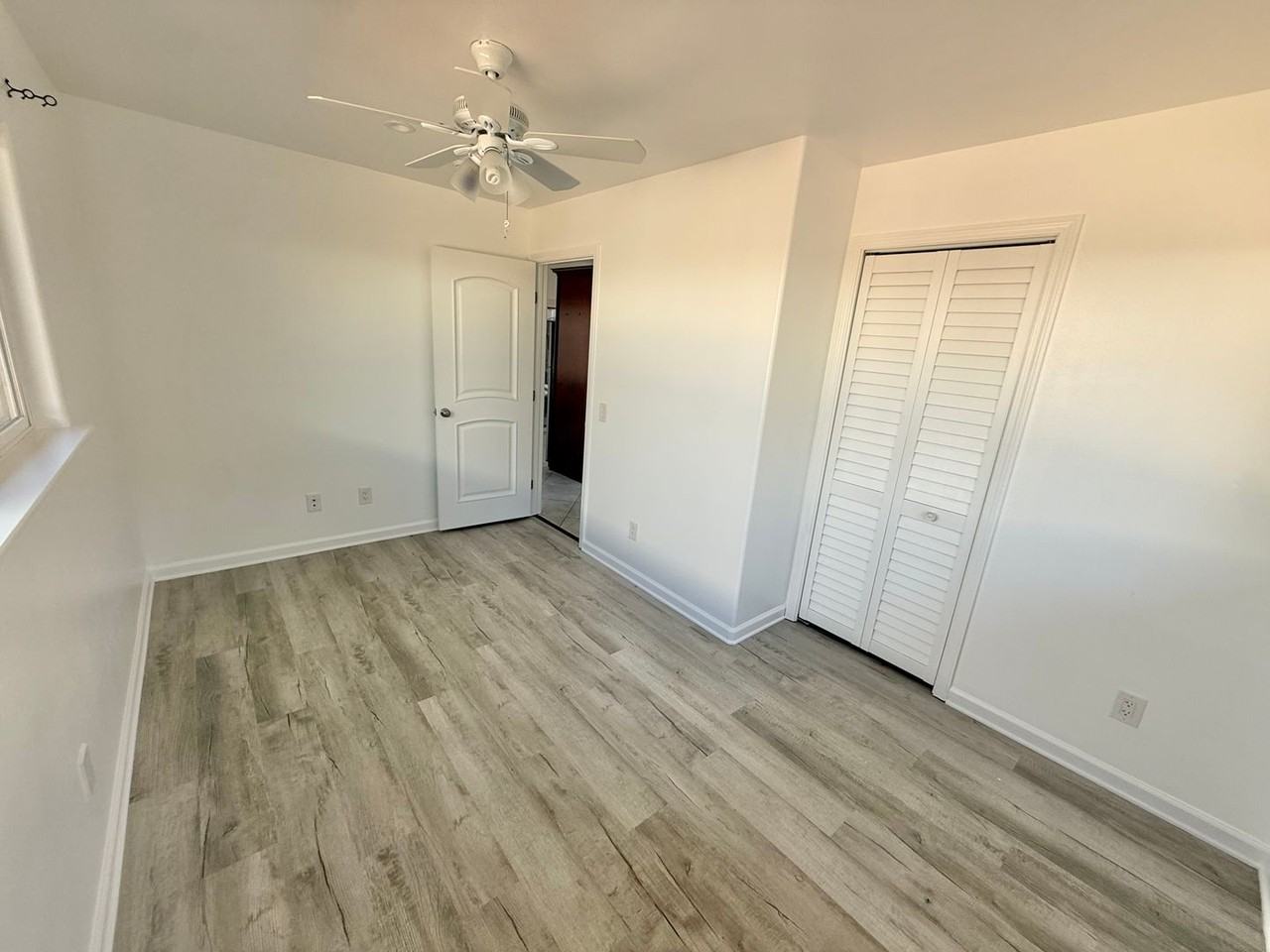 330 S Puunene Ave - Photo 5 of 8