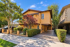 featured image of 819 N Juanita Ave #B