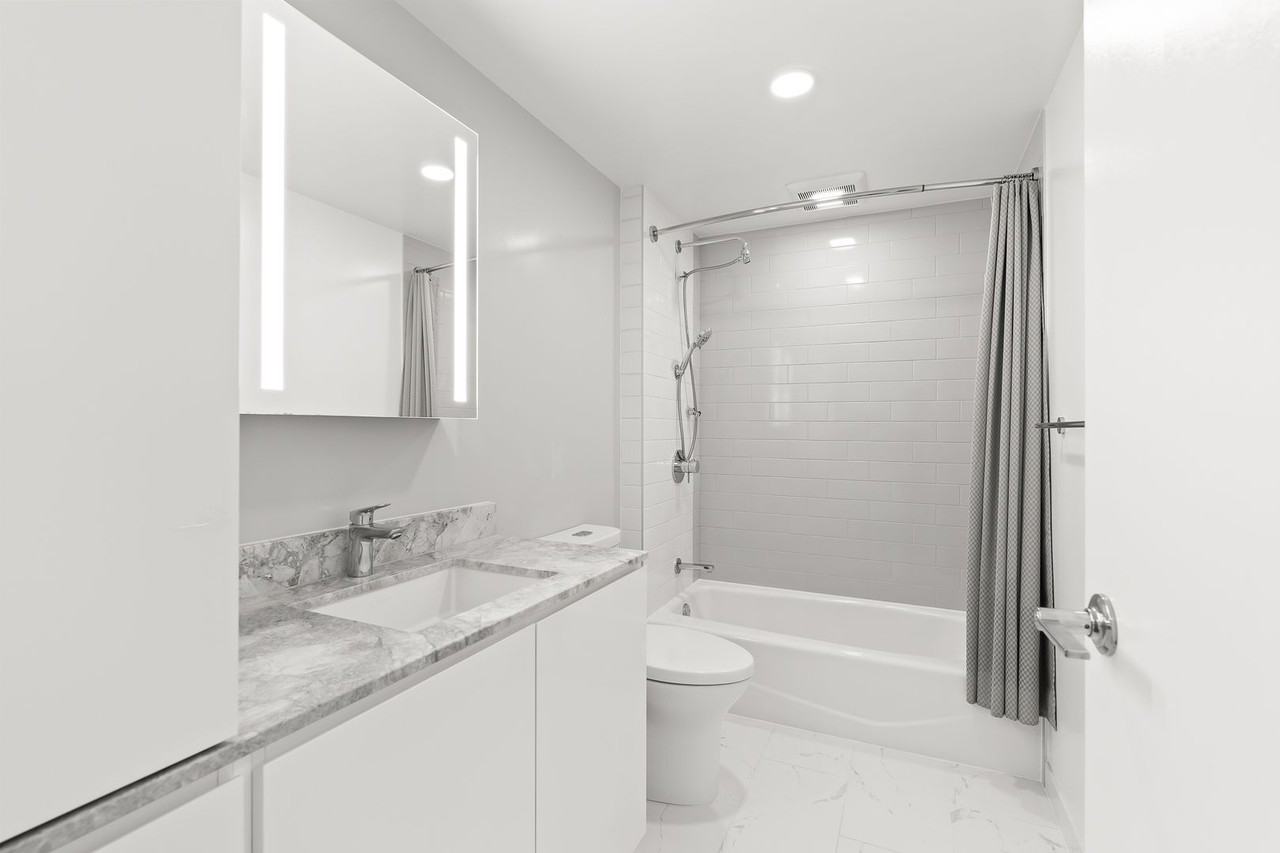 987 Queen St #3116 - Photo 7 of 21