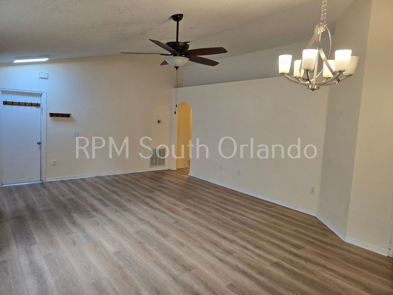 12932 Odyssey Lake Way - Photo 3 of 16