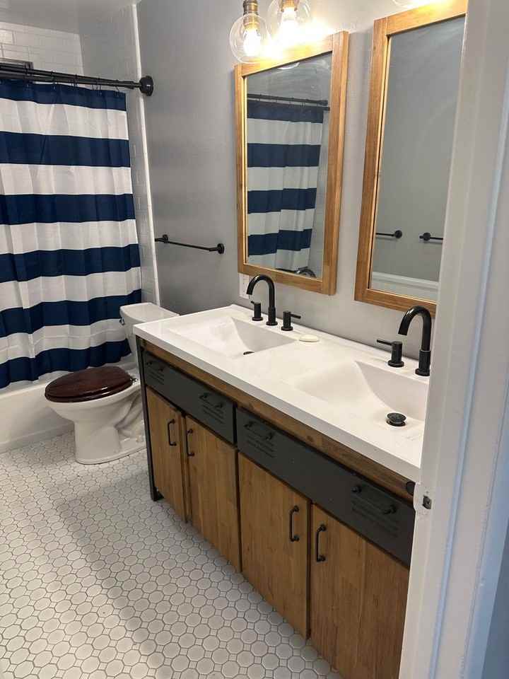 2374 Serviss St - Photo 7 of 10