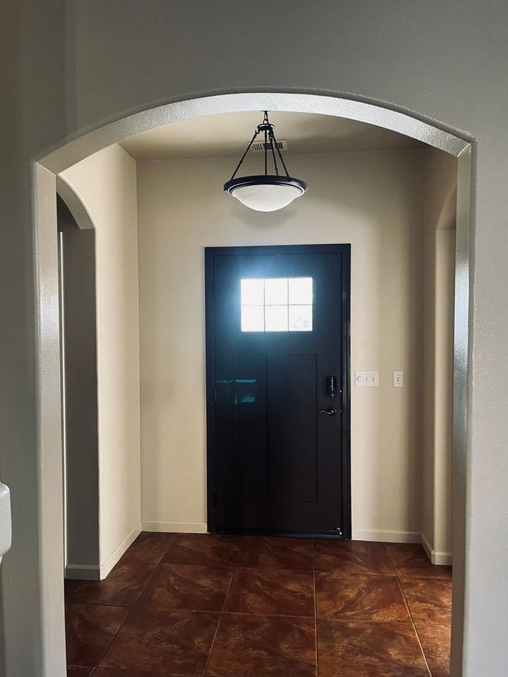 1856 N June Ave - Photo 2 of 24