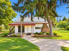 featured image of 4804 W 34th Ave