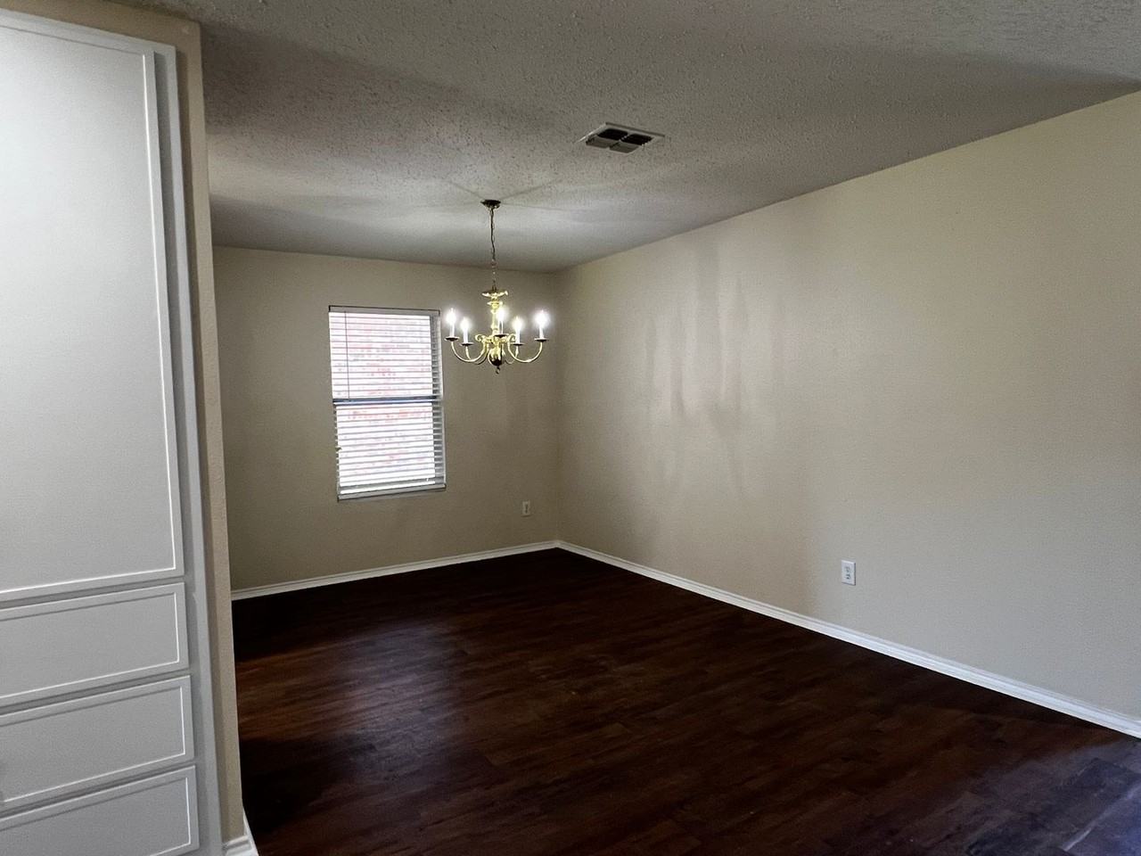 302 Quail Crossing Dr - Photo 6 of 23