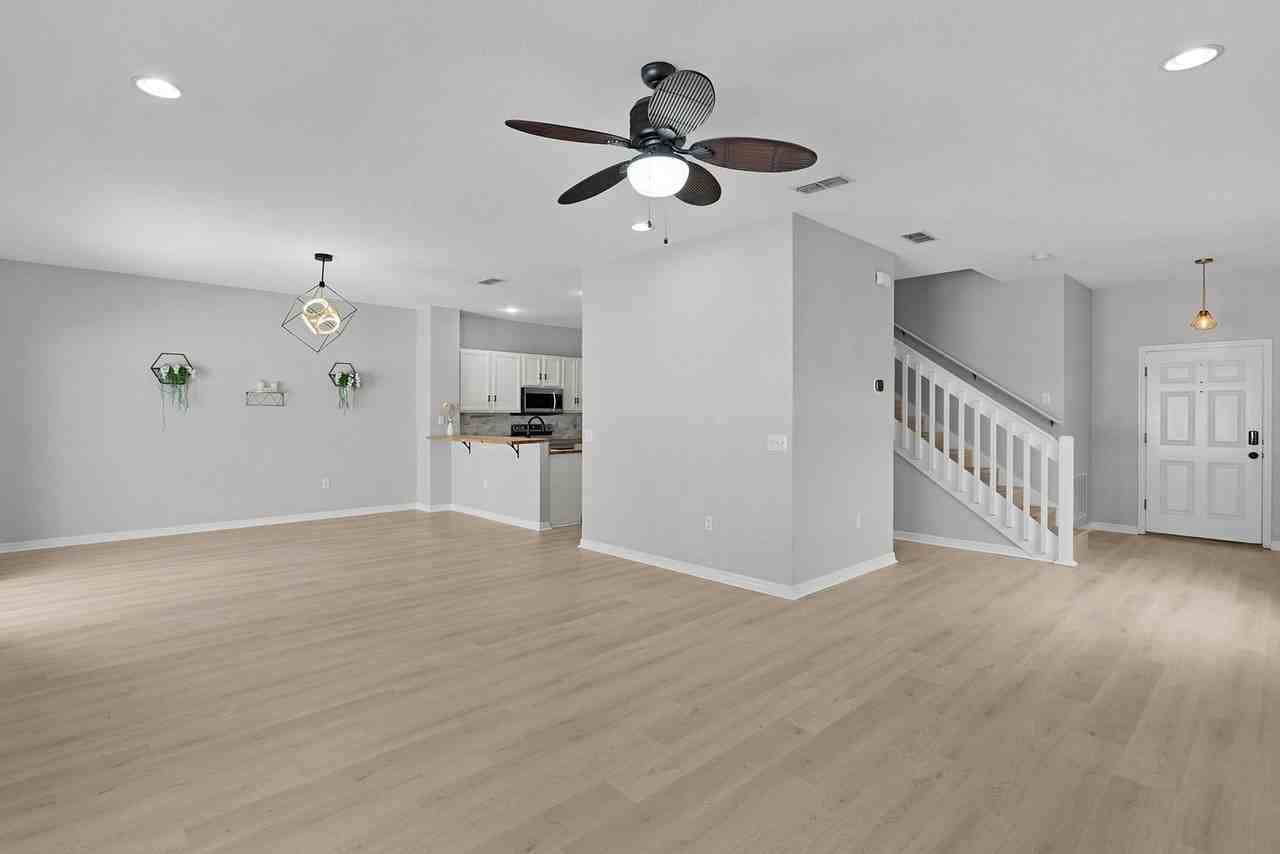 4908 Ne 123rd Ln - Photo 2 of 37