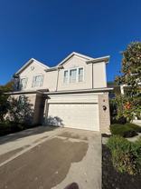 924 Elizabeth Dr - Photo 1 of 1