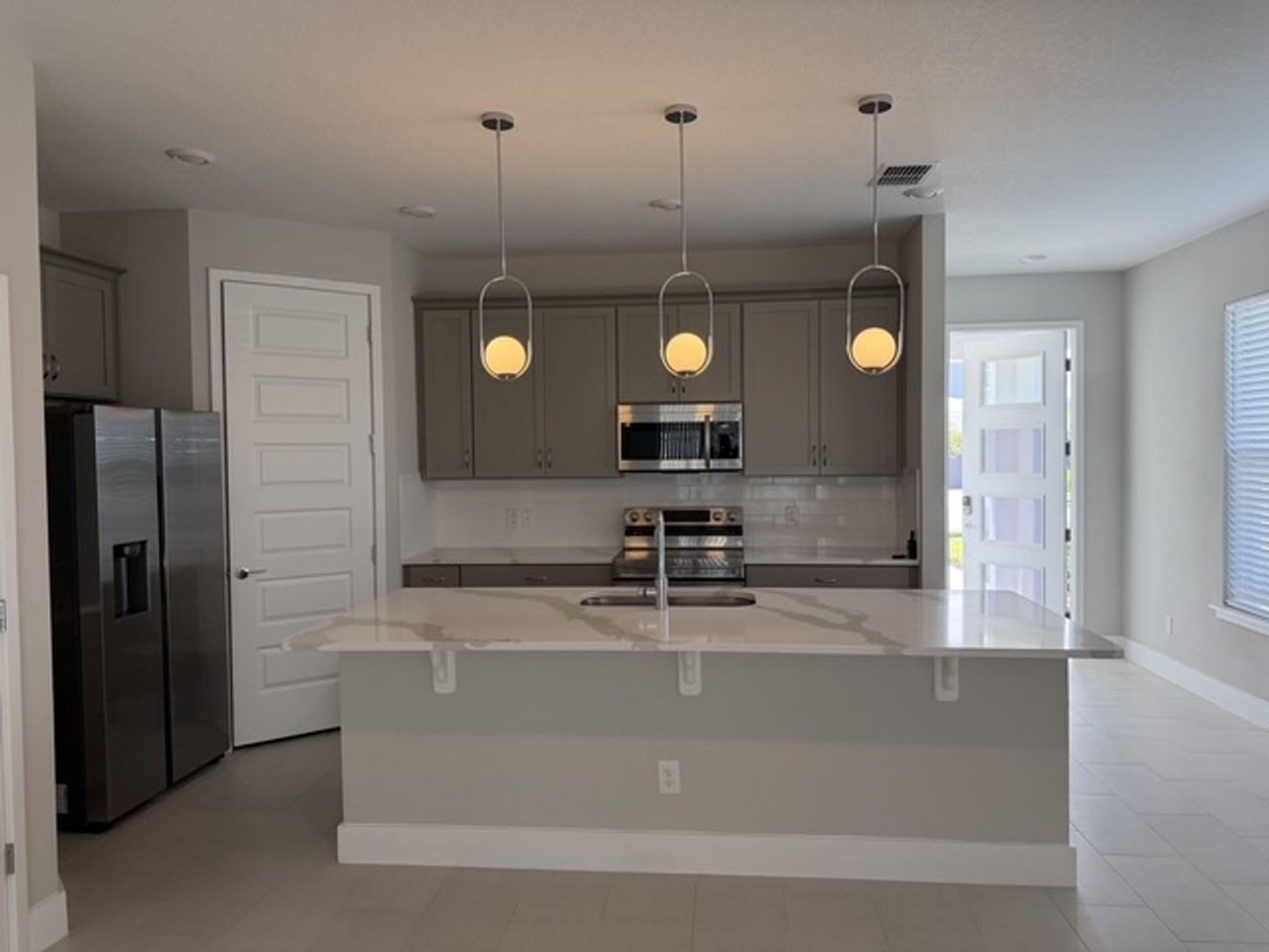 7881 Spectrum Dr - Photo 2 of 15