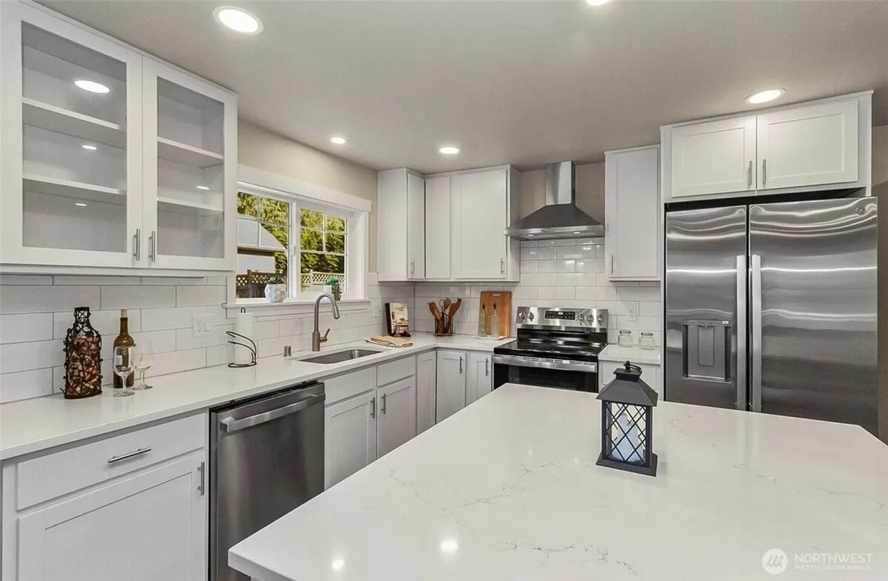 1526 W Mukilteo Blvd - Photo 7 of 38