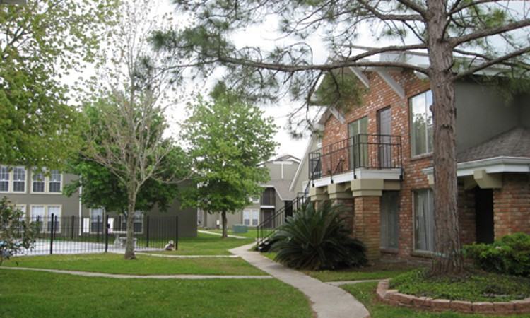 WestChase Apartments 1013 Manhattan Blvd, Harvey, LA 70058 Zumper