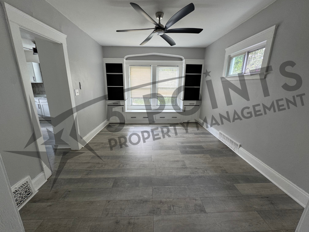 12010 Castlewood Ave #1 - Photo 7 of 25